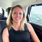 Julie Wants to Try a Threesome with a Woman: Amateur Porn by Porno Baguette