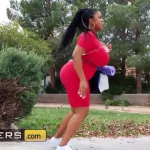 Maserati XXX Uses Her Huge Tits to Smother Kendra Spade: Big Tits Big Tits Porn