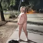 Free Mom Outdoor Porn Videos