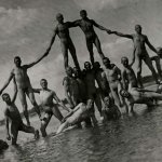 10 Intimate Photographs of World War II Soldiers in the Buff