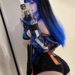 Model Saizneko saizneko in cosplay Yoru van Valorant