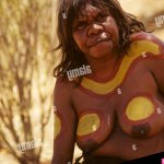Aborigine australia female hi-res stock photography and images
