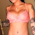 Sexy Sletterige babe Christy Mack neukt de beste vriend van haar ex