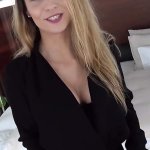 Mary Wet