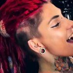 HOT BABE WITH SPLIT TONGUE GIVES BJ AND TAKES A HUGE LOAD