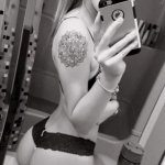 40 selfies maravilhosas de garotas que adoram mandar nudes