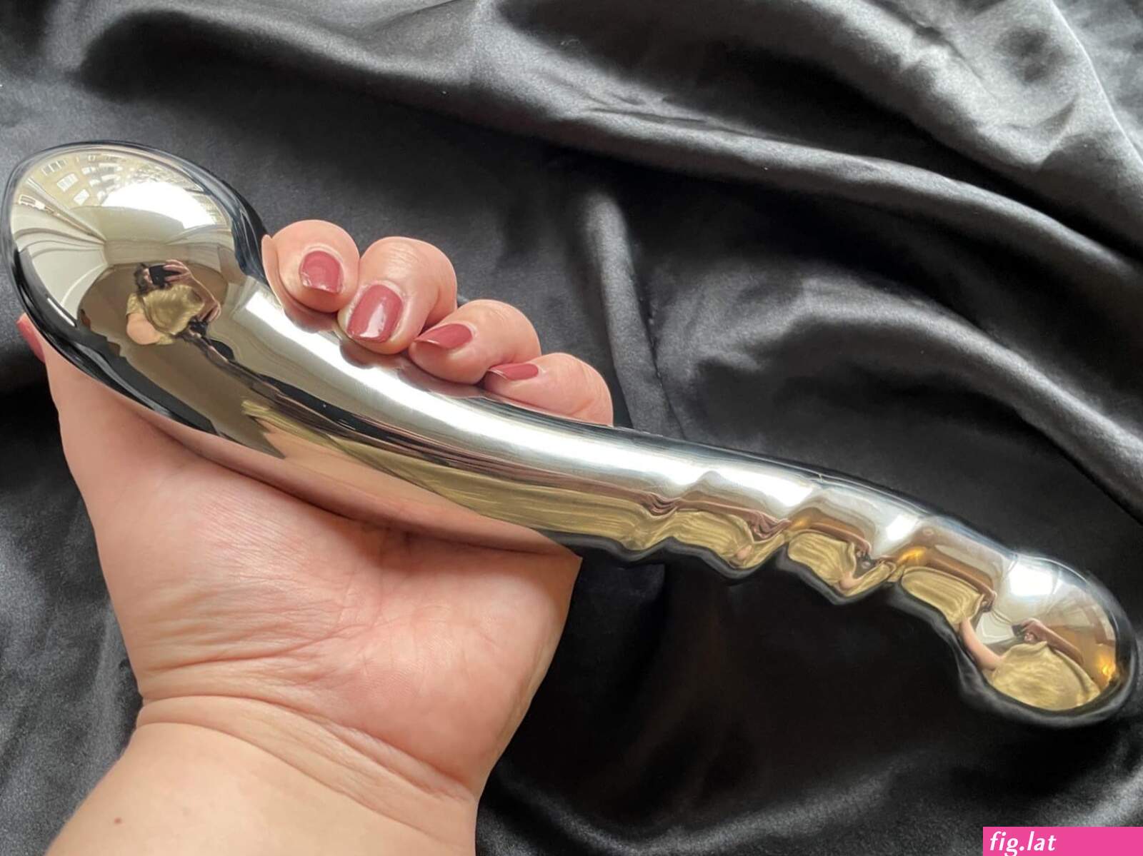 Steel balls dildo (photos)