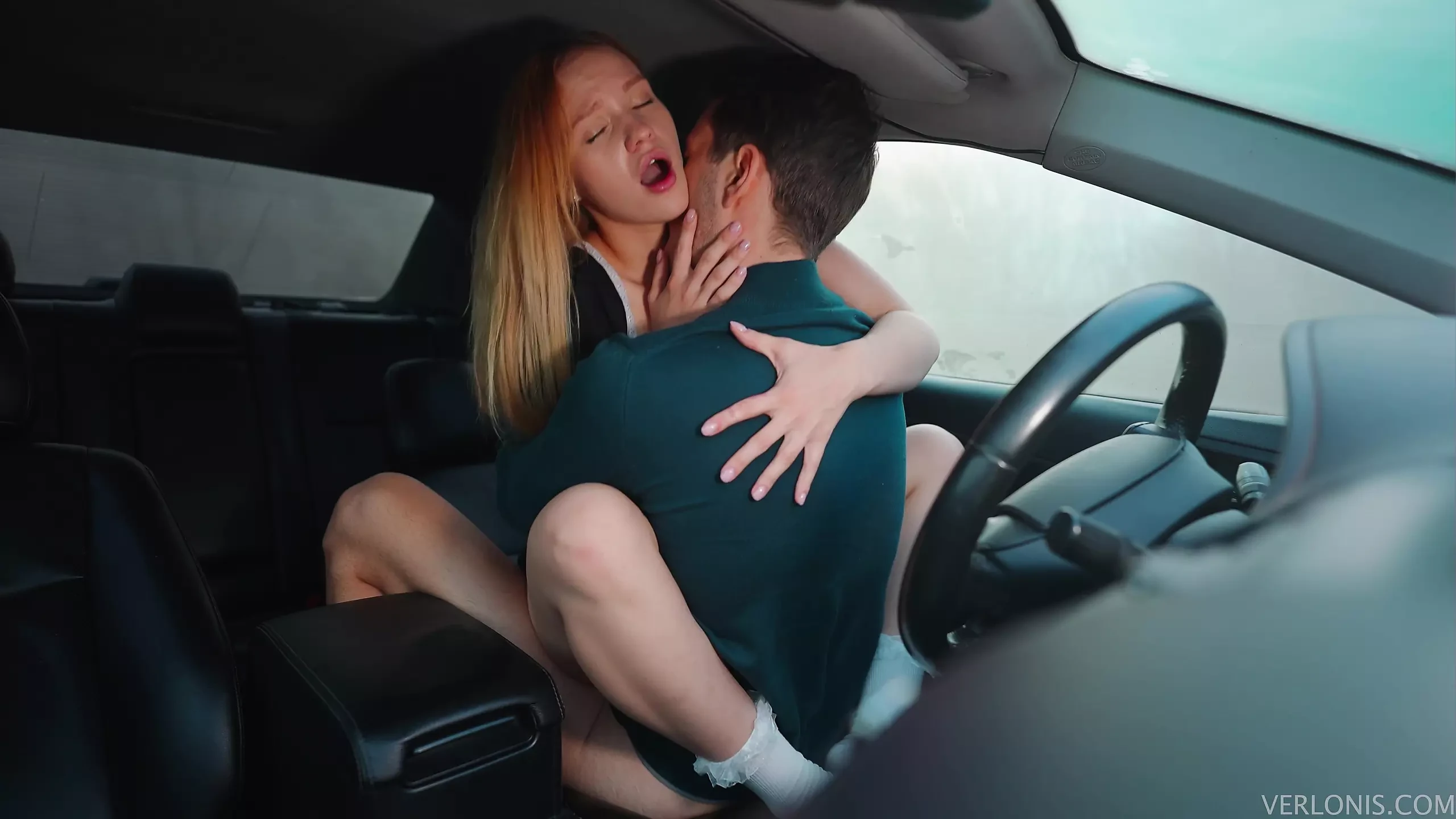 Xxx porno auto (photos)