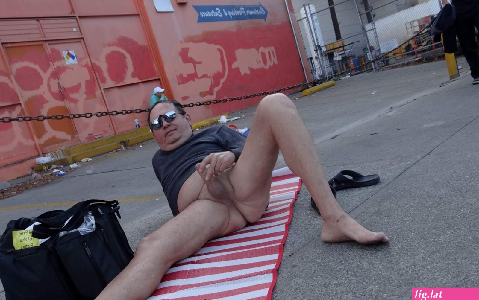 Public fuck 415 (photos)